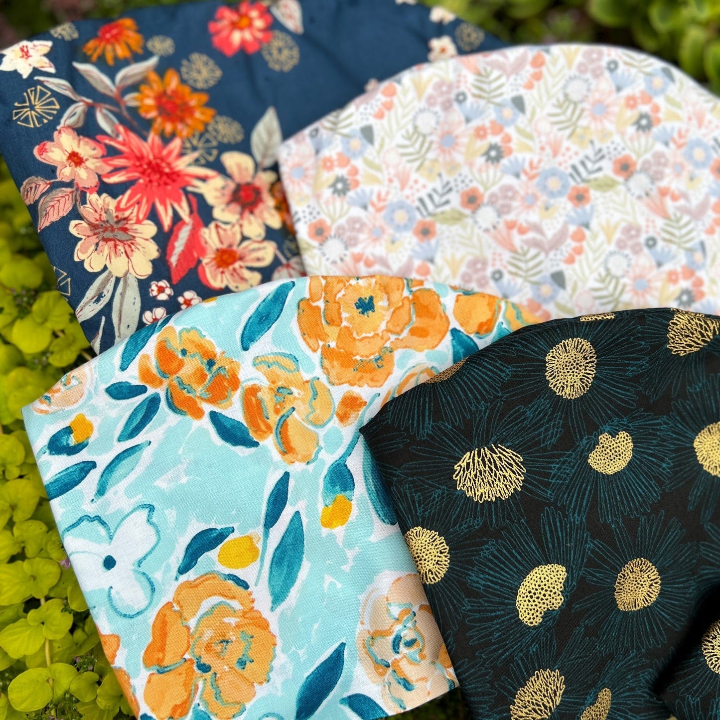 Indigo Daisy | Metallic Gold | Pixie