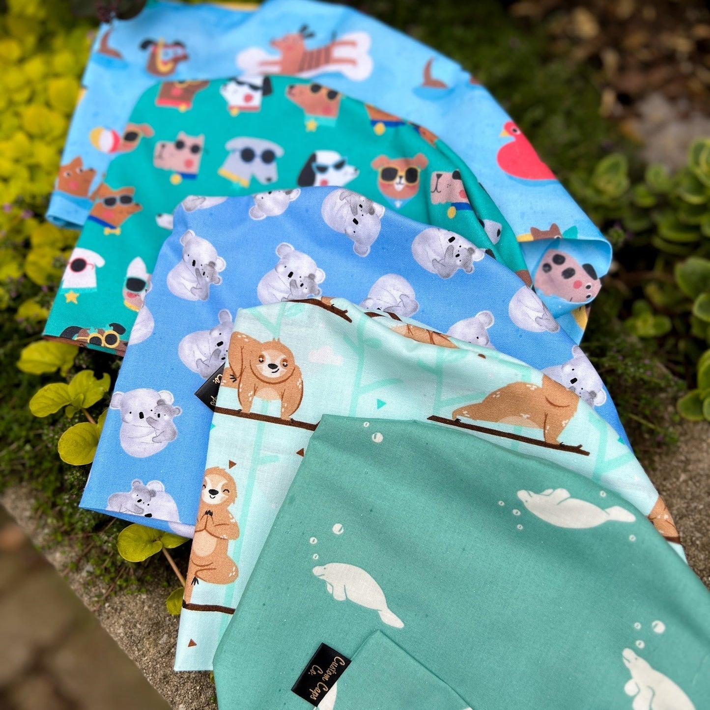 Sloth Yoga on Mint | Pixie