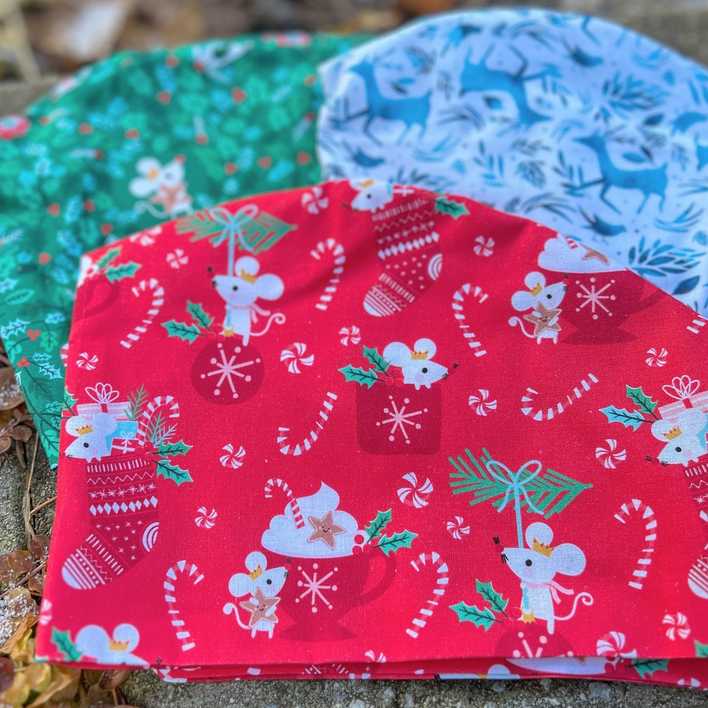 Christmas Mice on Red | Pixie