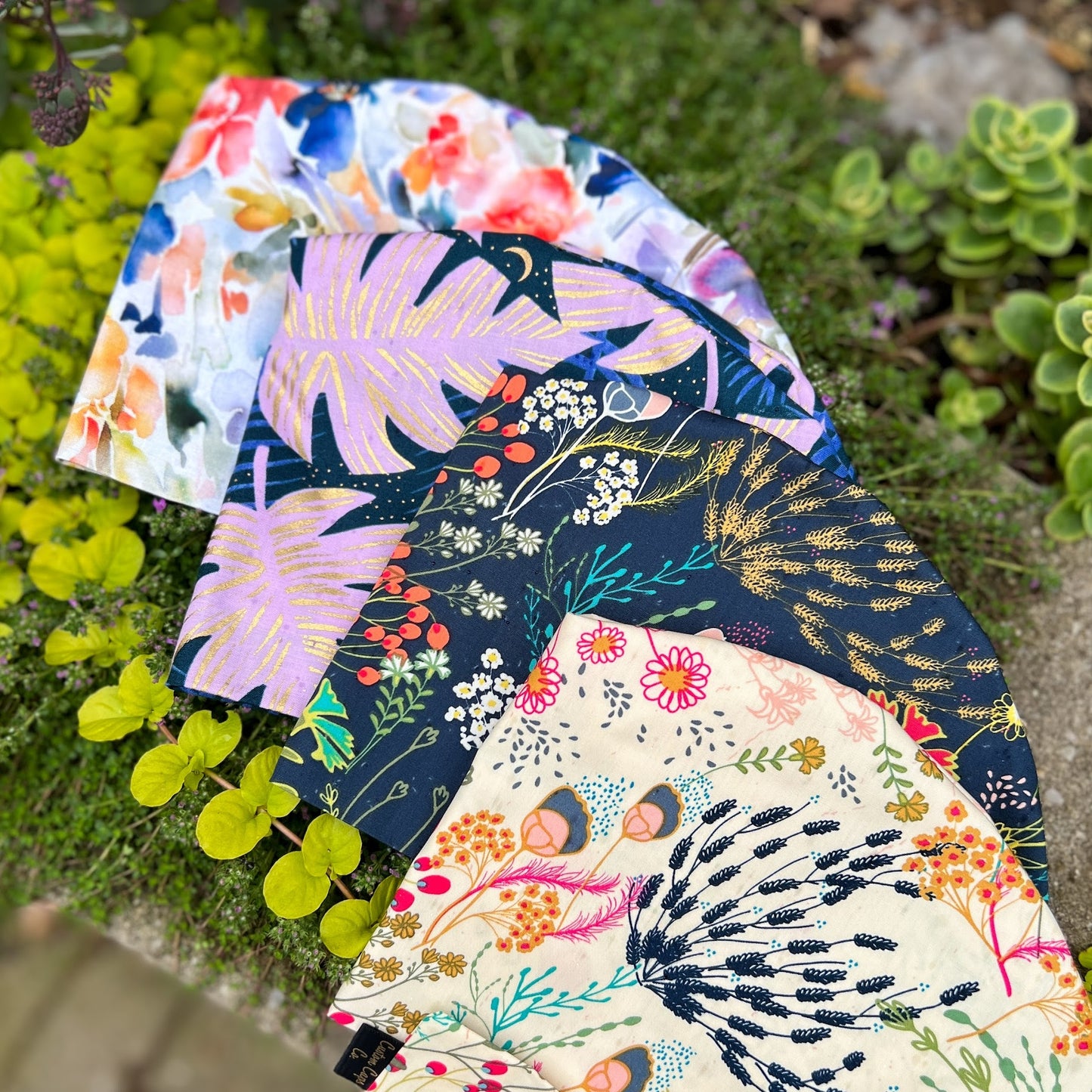Indie Folk Floral on Cream | Pixie