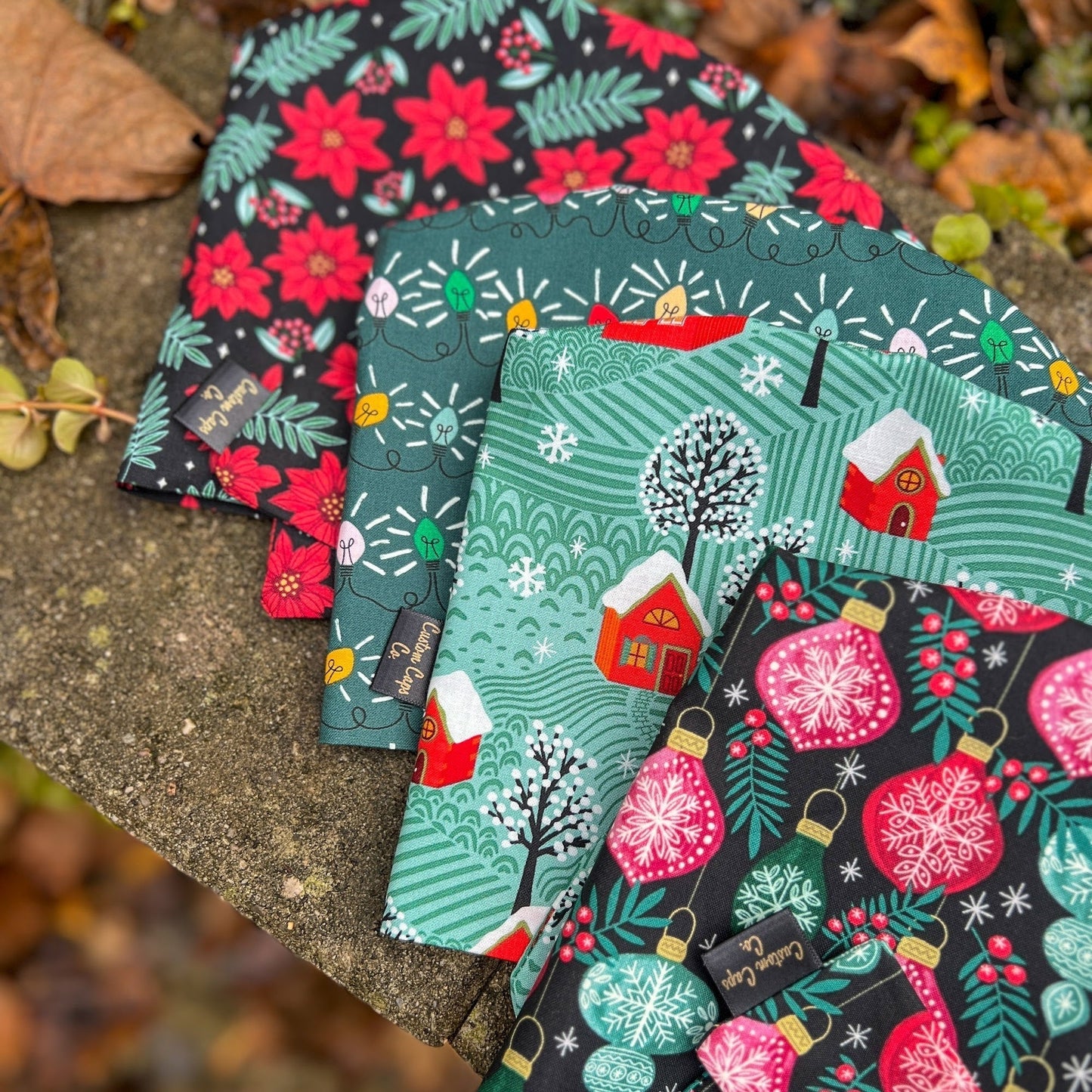 Christmas Lights on Green | Organic | Pixie