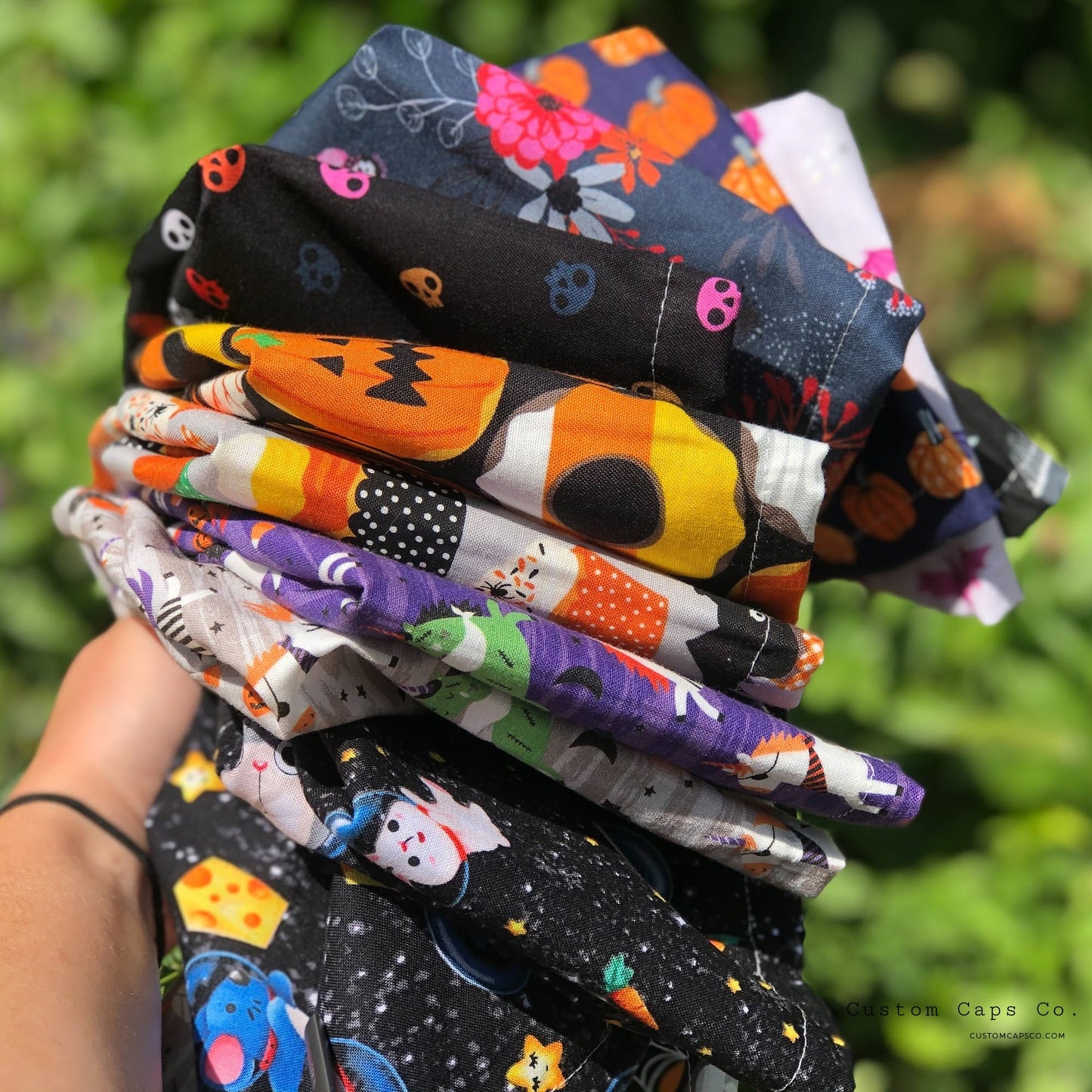 Spooky Cupcakes on Grey | Modified Bouffant