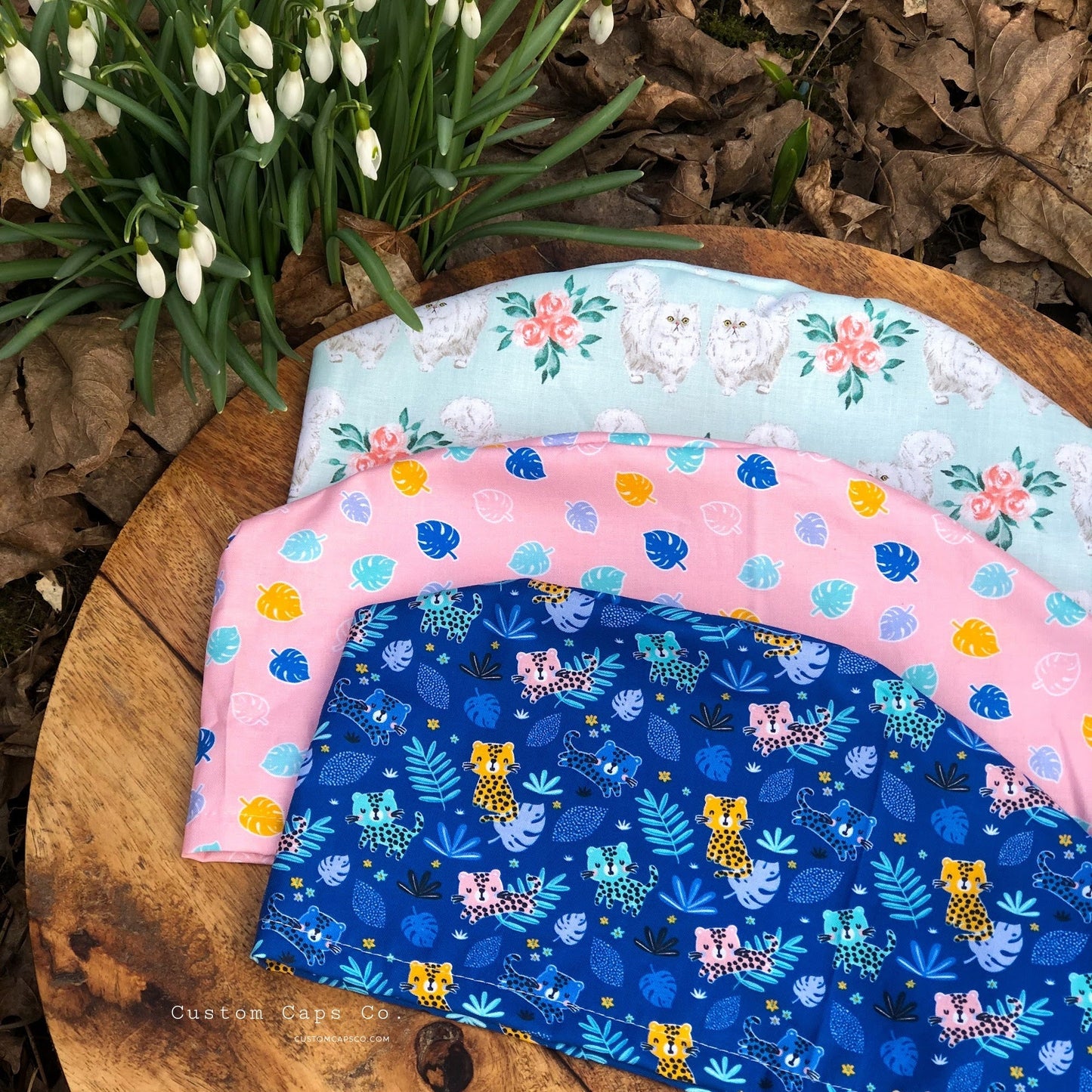 Meow and Roses on Mint | Modified Bouffant