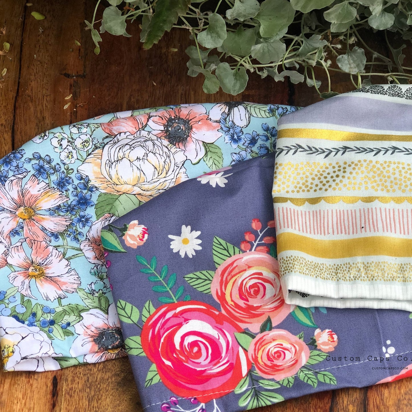 Antique Garden on Aqua | Modified Bouffant